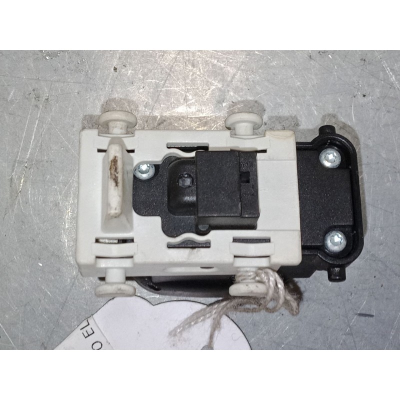 Recambio de mando elevalunas trasero derecho para mercedes-benz clk (c209) clk 200 kompressor (209.342) referencia OEM IAM   