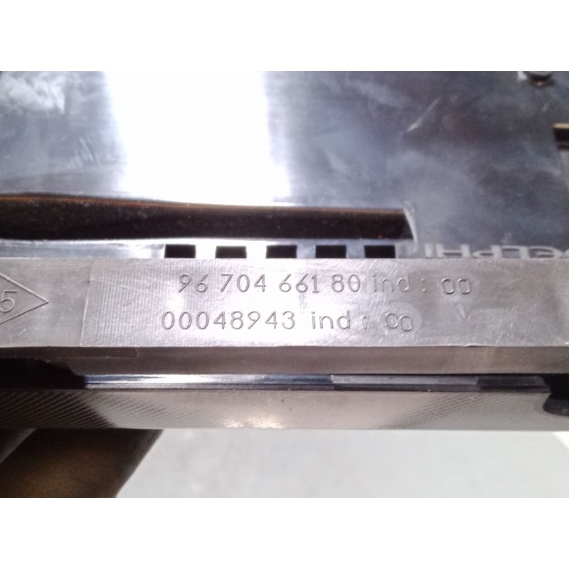 Recambio de mando climatizador para citroën c4 ii (nc_) 1.6 hdi 90 referencia OEM IAM 9666027477  