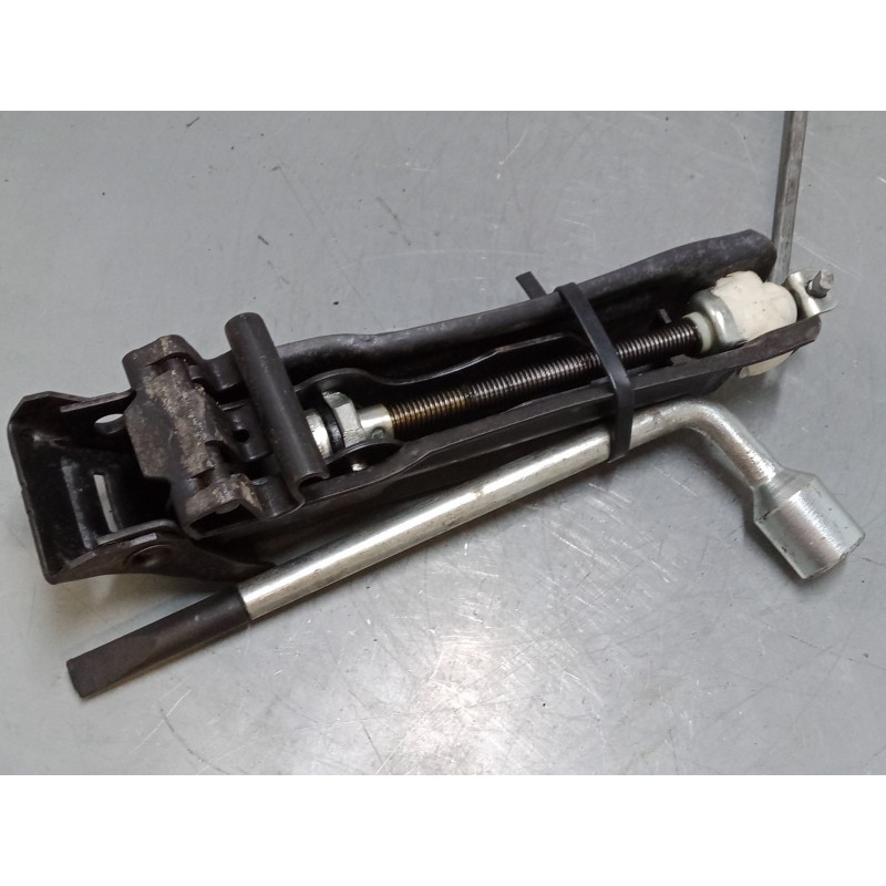 Recambio de gato para mitsubishi colt vi (z3_a, z2_a) 1.5 di-d (z39a) referencia OEM IAM   