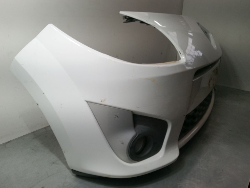 Recambio de paragolpes delantero para renault twingo ii (cn0_) 1.2 16v (cn0k, cn0v) referencia OEM IAM   