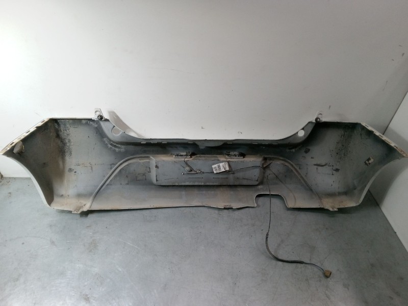 Recambio de paragolpes trasero para renault twingo ii (cn0_) 1.2 16v (cn0k, cn0v) referencia OEM IAM   