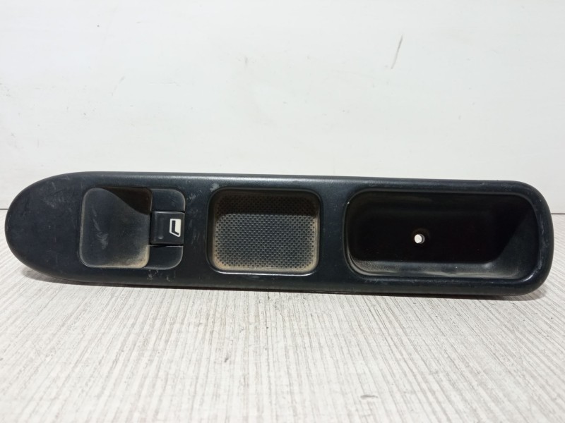 Recambio de mando elevalunas trasero izquierdo para peugeot 307 (3a/c) 2.0 hdi 90 referencia OEM IAM   