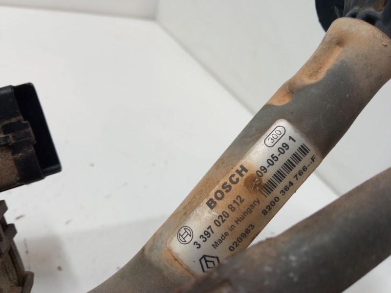 Recambio de motor limpia delantero para renault twingo ii (cn0_) 1.2 16v (cn0k, cn0v) referencia OEM IAM 3397020812  