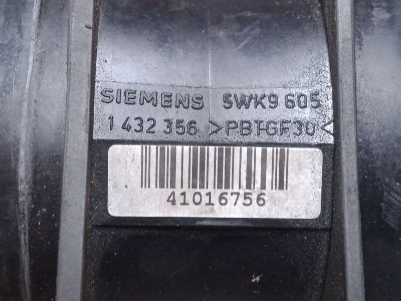 Recambio de caudalimetro para bmw bmw 320 i referencia OEM IAM   
