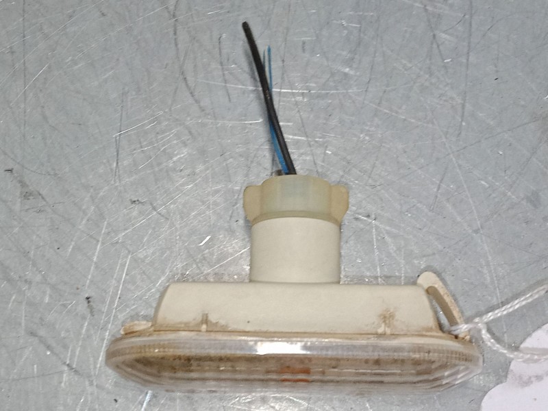 Recambio de intermitente lateral derecho para ford focus ii (da_, hcp, dp) 1.8 referencia OEM IAM   