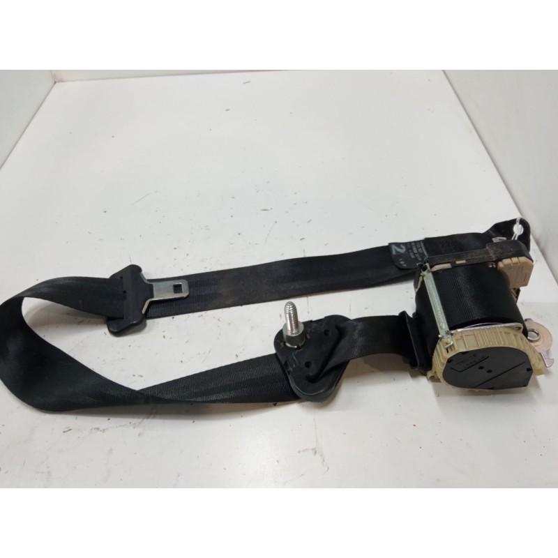Recambio de cinturon seguridad trasero izquierdo para renault twingo ii (cn0_) 1.2 16v (cn0k, cn0v) referencia OEM IAM 820053212