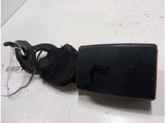 Recambio de anclaje cinturon trasero derecho para renault twingo ii (cn0_) 1.2 16v (cn0k, cn0v) referencia OEM IAM    2