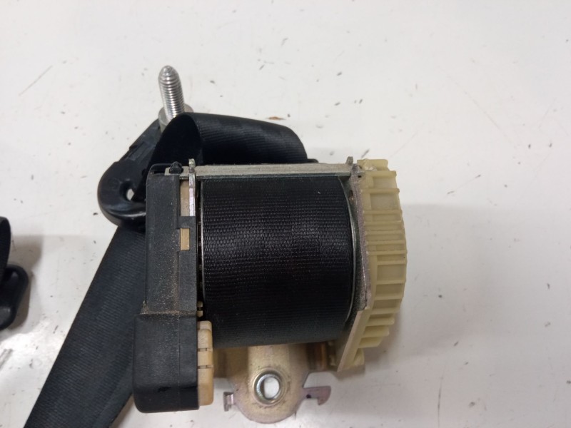 Recambio de cinturon seguridad trasero derecho para renault twingo ii (cn0_) 1.2 16v (cn0k, cn0v) referencia OEM IAM   