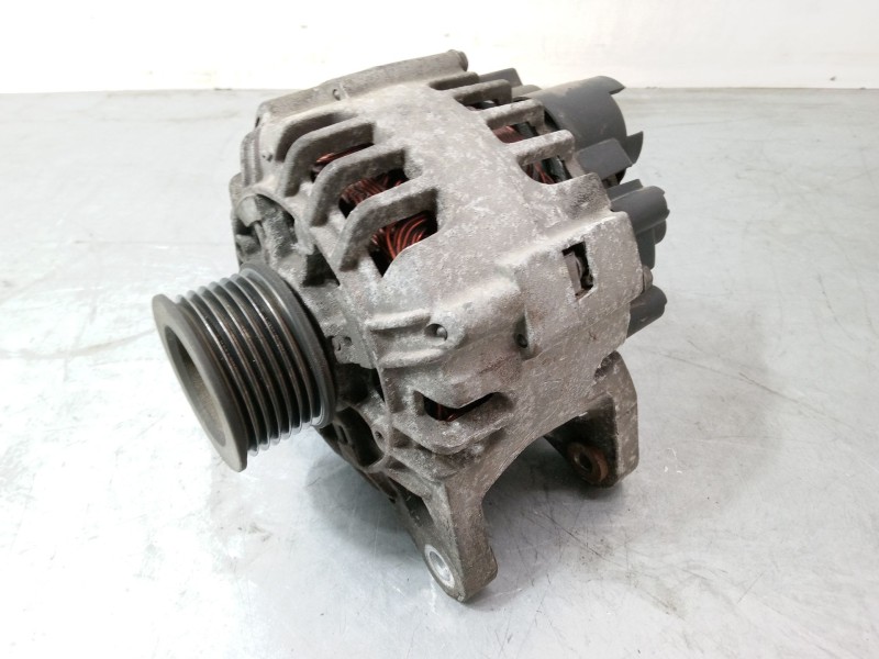 Recambio de alternador para renault twingo ii (cn0_) 1.2 16v (cn0k, cn0v) referencia OEM IAM 8200654541A  