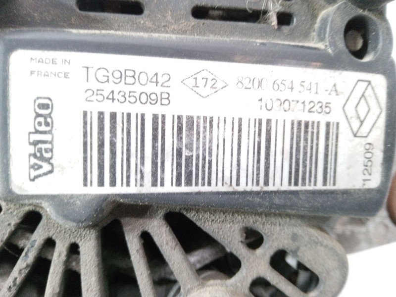 Recambio de alternador para renault twingo ii (cn0_) 1.2 16v (cn0k, cn0v) referencia OEM IAM 8200654541A  