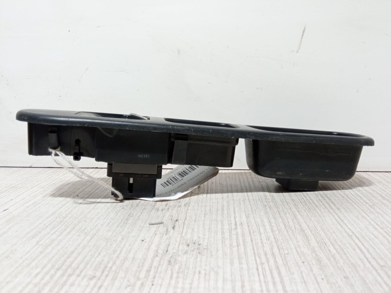 Recambio de mando elevalunas trasero izquierdo para peugeot 307 (3a/c) 2.0 hdi 90 referencia OEM IAM   