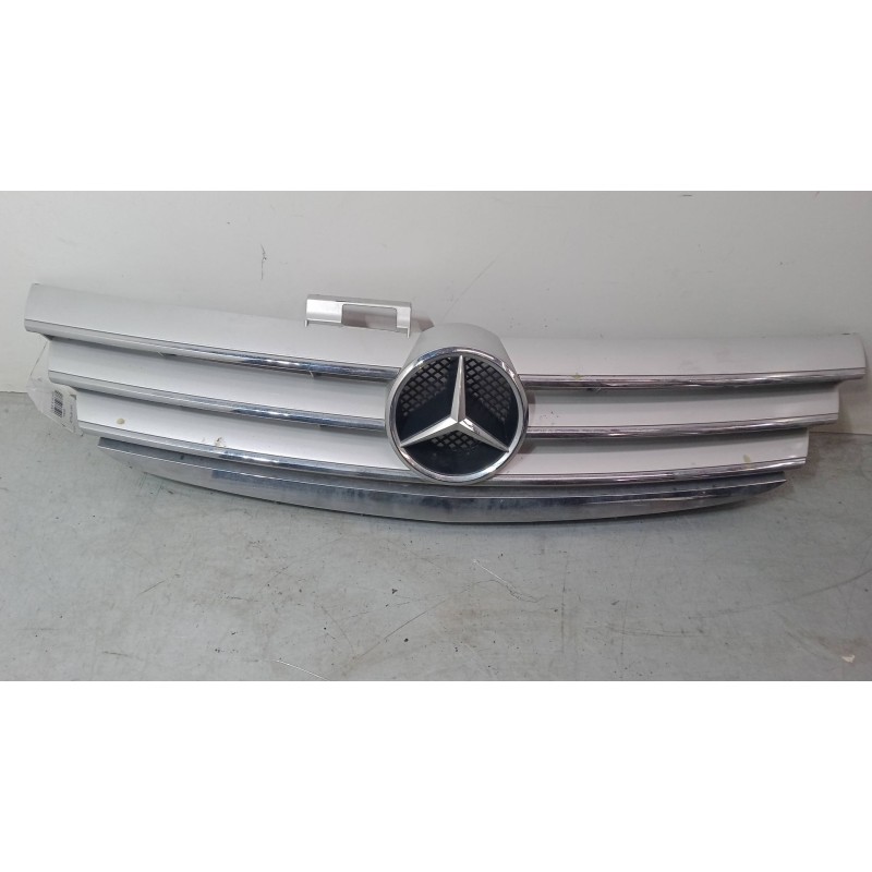 Recambio de rejillas capo para mercedes-benz clase a (w169) a 170 (169.032, 169.332) referencia OEM IAM 1698800583  