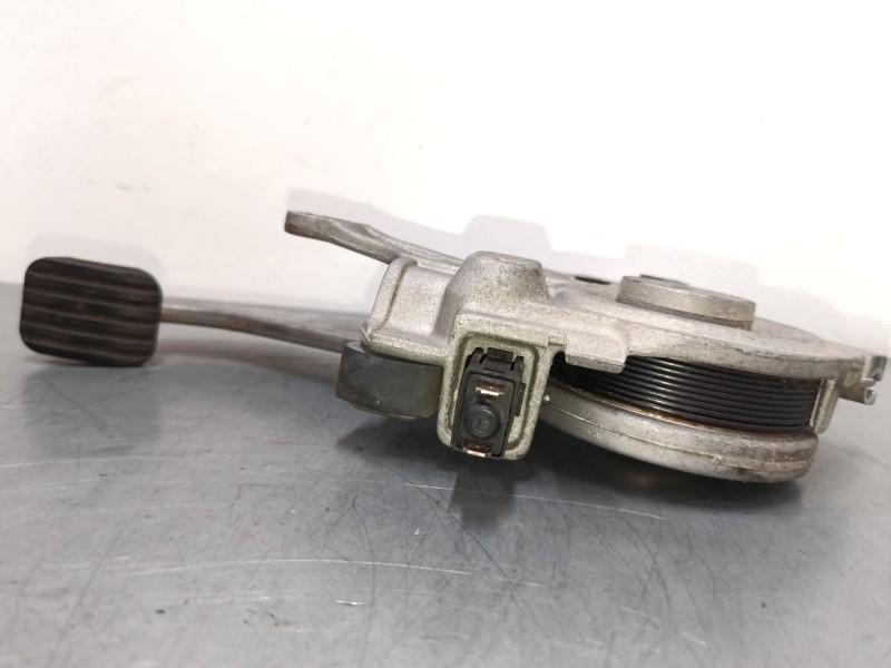 Recambio de pedal freno estacionamiento para mercedes-benz clase m (w163) ml 270 cdi (163.113) referencia OEM IAM 2204200312  