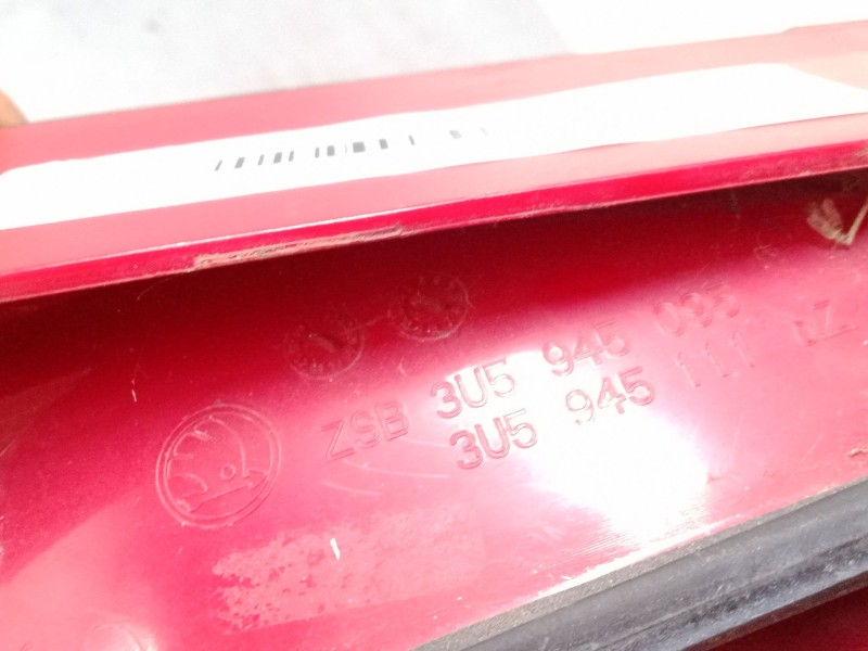 Recambio de piloto trasero izquierdo para skoda superb i (3u4) 1.9 tdi referencia OEM IAM 3U5945111  