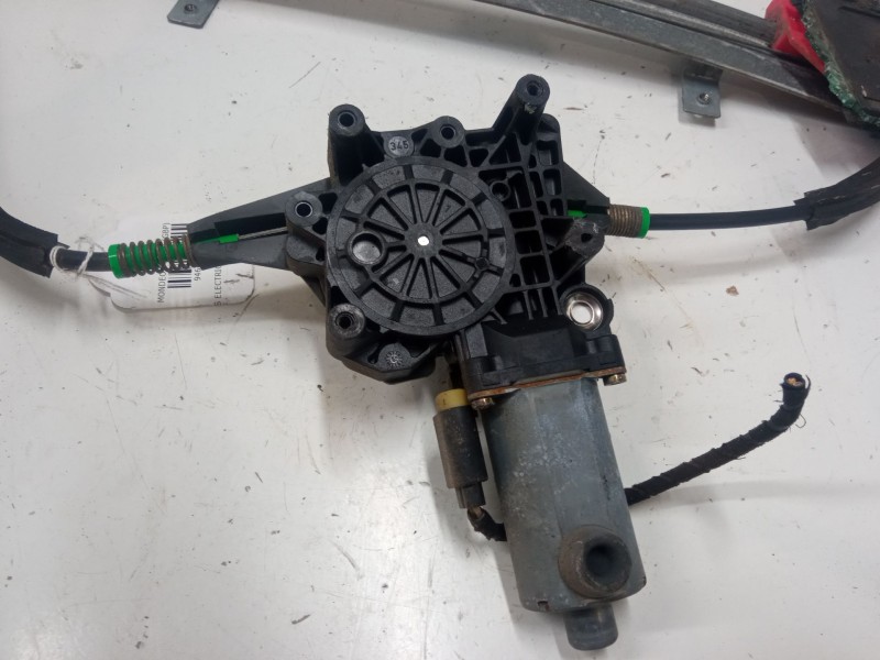 Recambio de elevalunas electrico delantero izquierdo para ford mondeo i sedán (gbp) 2.0 i 16v referencia OEM IAM   