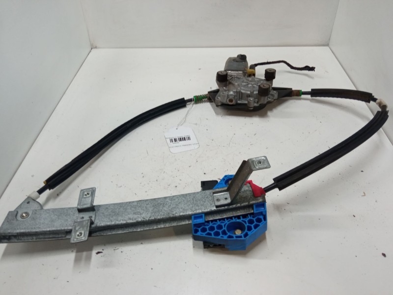 Recambio de elevalunas electrico trasero izquierdo para ford mondeo i sedán (gbp) 2.0 i 16v referencia OEM IAM   