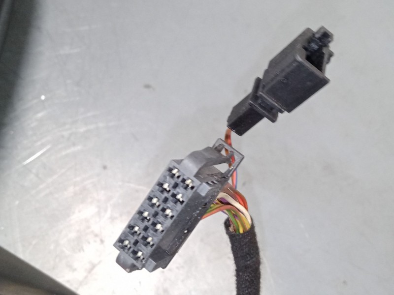 Recambio de retrovisor electrico izquierdo para skoda superb i (3u4) 1.9 tdi referencia OEM IAM   