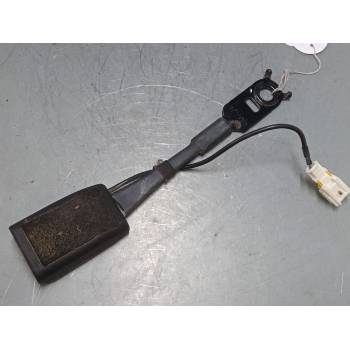 ANCLAJE CINTURON DELANTERO IZQUIERDO 