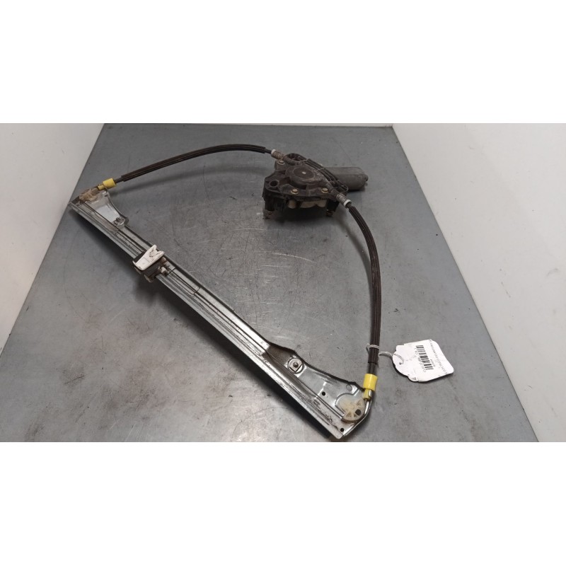 Recambio de elevalunas electrico delantero izquierdo para renault clio ii (bb_, cb_) 1.2 (bb0a, bb0f, bb10, bb1k, bb28, bb2d, bb