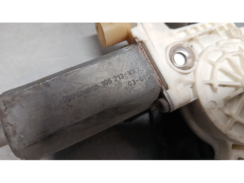 Recambio de elevalunas electrico delantero izquierdo para renault clio ii (bb_, cb_) 1.2 (bb0a, bb0f, bb10, bb1k, bb28, bb2d, bb