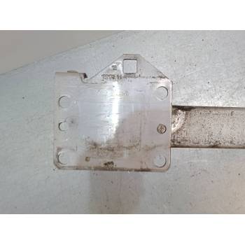 REFUERZO PARAGOLPES DELANTERO 