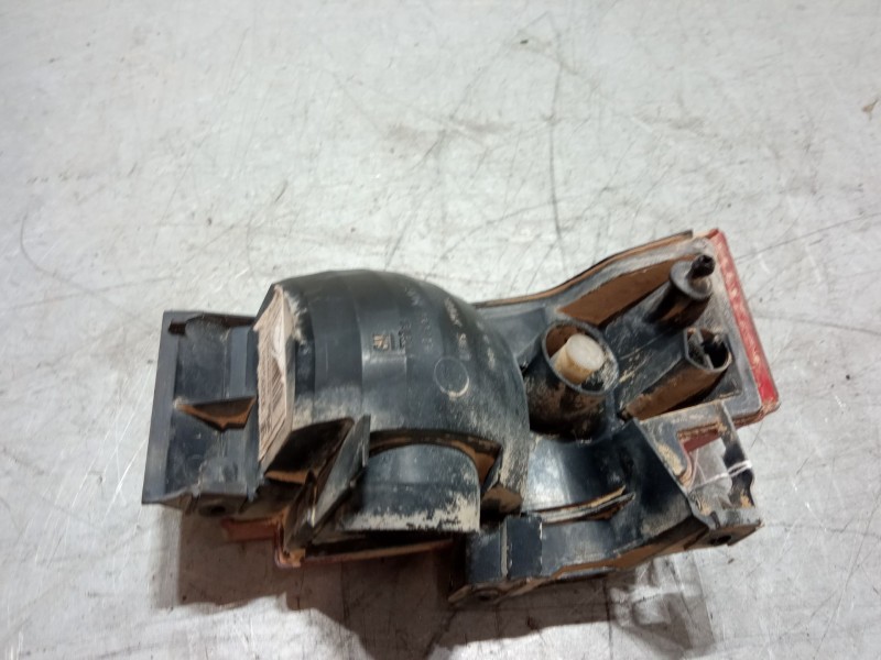 Recambio de faro antiniebla trasero derecho para opel meriva a monospace (x03) 1.7 dti (e75) referencia OEM IAM 93295363  