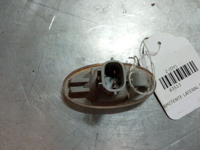 Recambio de intermitente lateral derecho para mazda 2 (dy) 1.6 referencia OEM IAM   