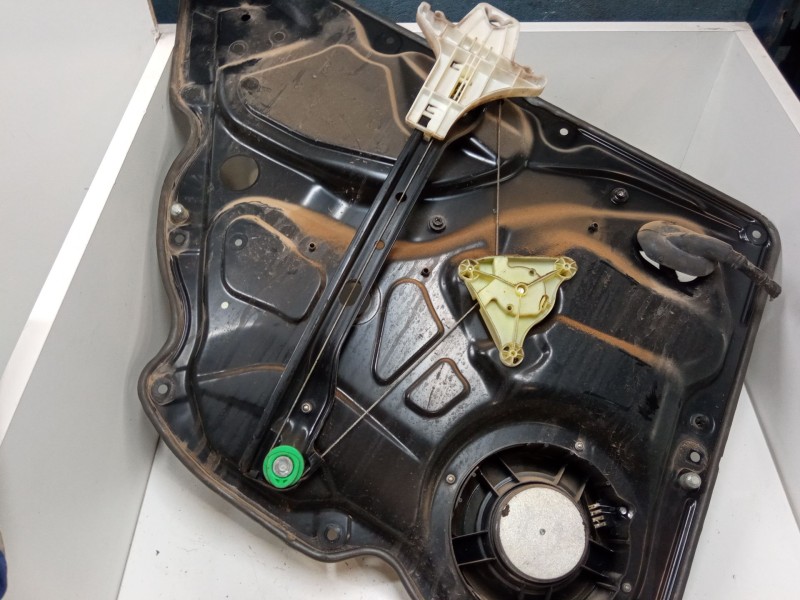 Recambio de elevalunas electrico trasero derecho para volkswagen passat b6 (3c2) 1.9 tdi referencia OEM IAM   