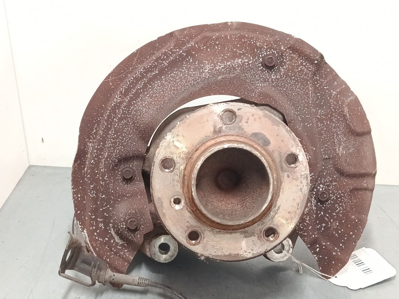 Recambio de mangueta delantera derecha para bmw 1 (e87) 118 d referencia OEM IAM 3121676444403  