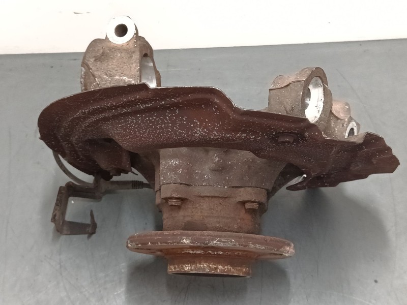 Recambio de mangueta delantera derecha para bmw 1 (e87) 118 d referencia OEM IAM 3121676444403  