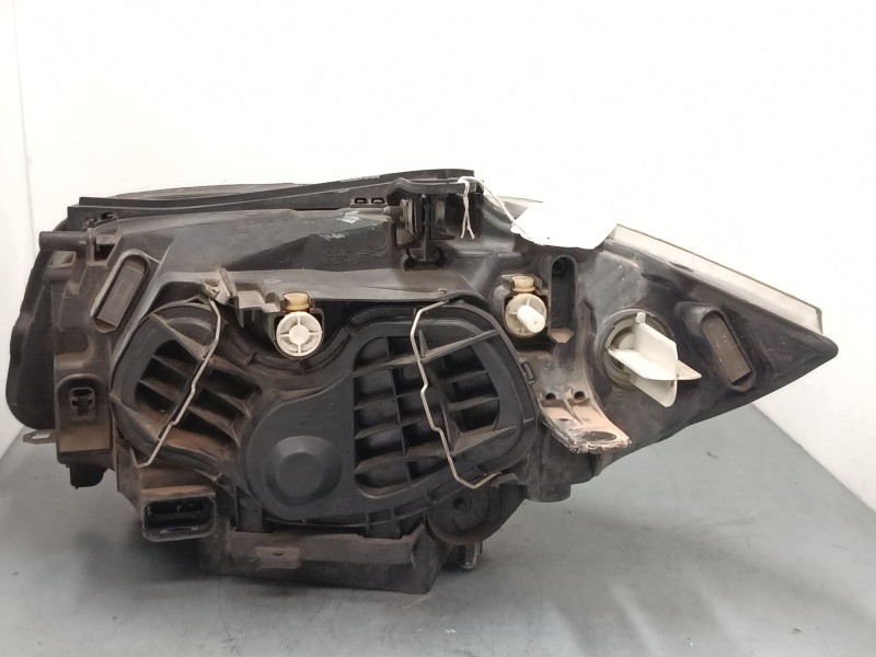 Recambio de faro derecho para bmw 1 (e87) 118 d referencia OEM IAM 6311719338804  
