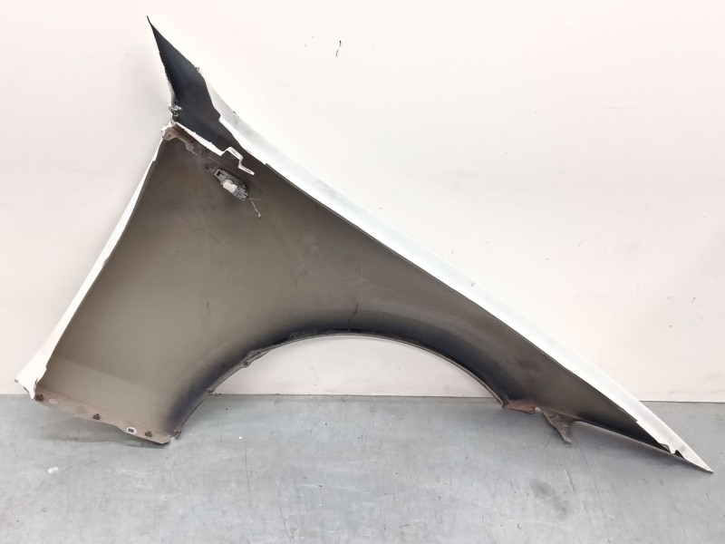 Recambio de aleta delantera izquierda para bmw 1 (e87) 118 d referencia OEM IAM   