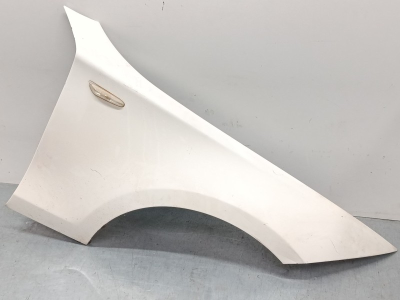 Recambio de aleta delantera derecha para bmw 1 (e87) 118 d referencia OEM IAM   