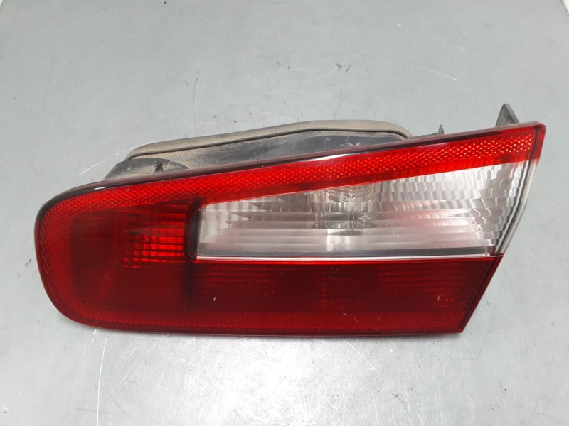 Recambio de piloto trasero porton derecho para renault laguna ii (bg0/1_) 1.9 dci (bg08, bg0g) referencia OEM IAM 8200002476  