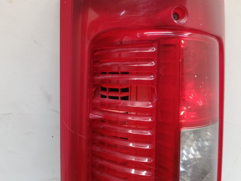 Recambio de piloto trasero izquierdo para peugeot boxer furgoneta (244) 2.2 hdi referencia OEM IAM 1328428080  