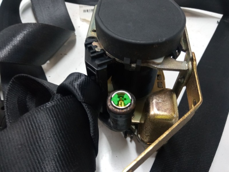 Recambio de cinturon seguridad delantero izquierdo 3p para seat ibiza iii (6l1) 1.4 16v referencia OEM IAM   