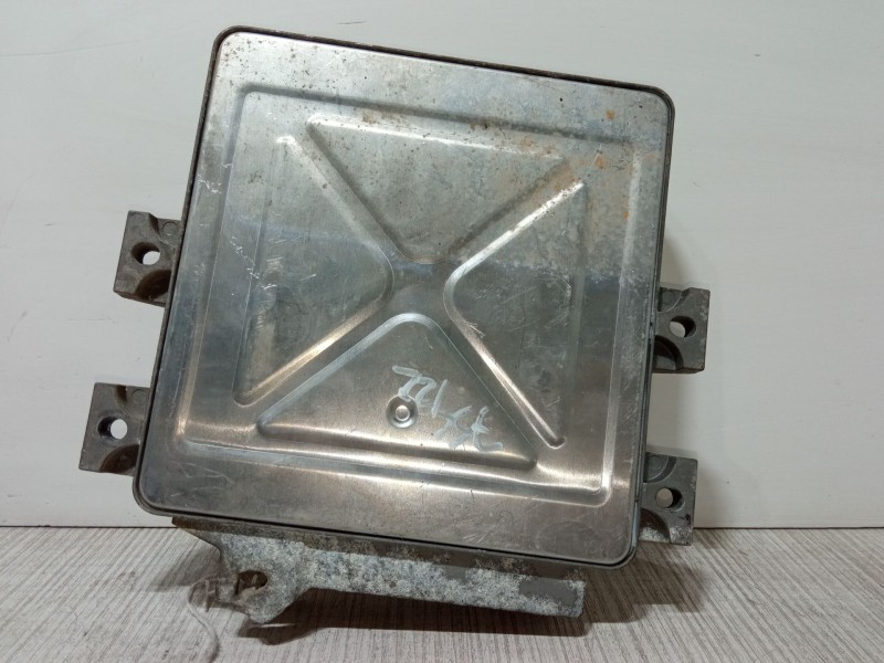 Recambio de centralita motor uce para peugeot 206 hatchback (2a/c) 1.4 i referencia OEM IAM 9639907880  