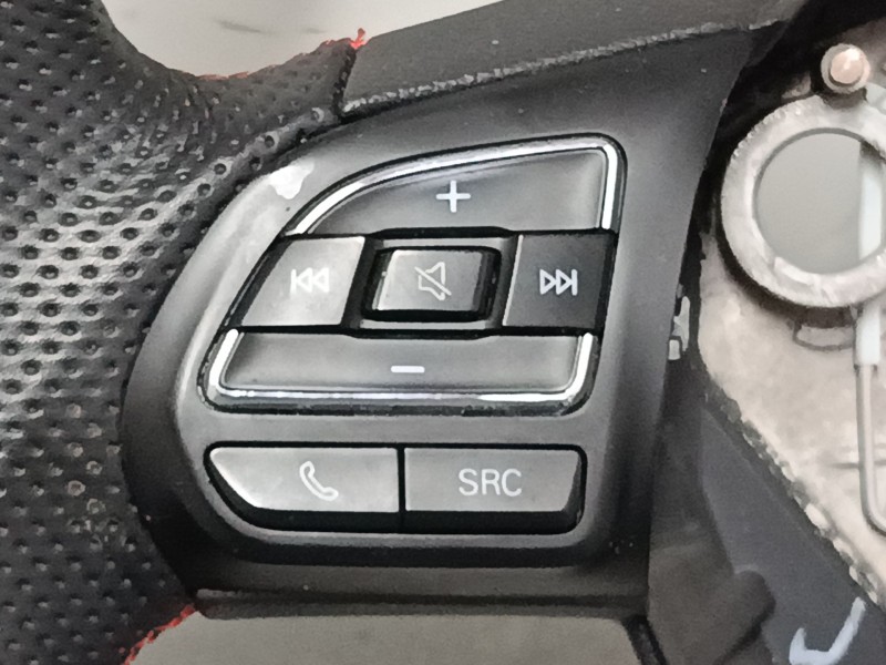 Recambio de volante multifincion para mg zs suv (azs1) 1.0 t-gdi referencia OEM IAM M2619200754  