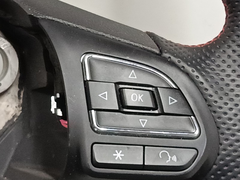 Recambio de volante multifincion para mg zs suv (azs1) 1.0 t-gdi referencia OEM IAM M2619200754  