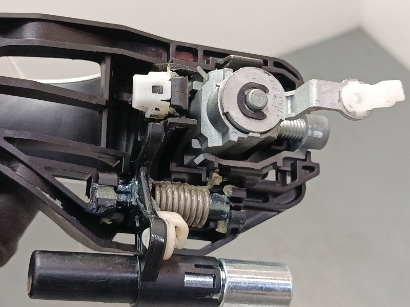 Recambio de maneta exterior puerta delantera izquierda para mg zs suv (azs1) 1.0 t-gdi referencia OEM IAM   