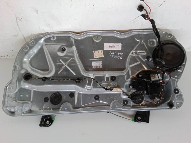 Recambio de elevalunas electrico delantero derecho para volkswagen polo iv (9n_, 9a_) 1.4 16v referencia OEM IAM   