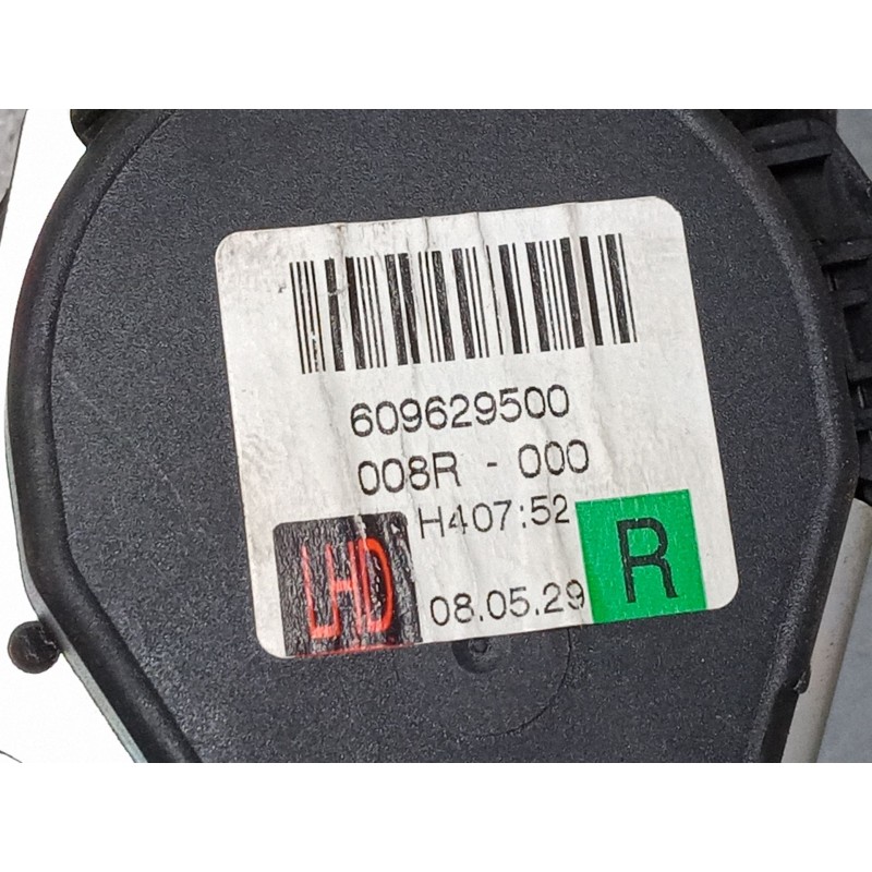 Recambio de cinturon seguridad delantero derecho para volkswagen golf plus v (5m1, 521) 1.9 tdi referencia OEM IAM 12251349254  