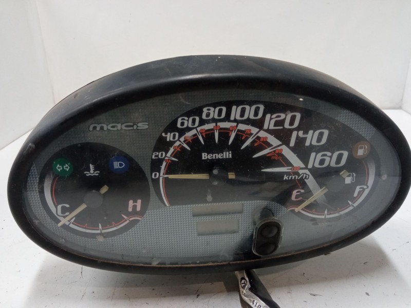 Recambio de cuadro instrumentos para benelli macis 125 referencia OEM IAM qj125t30b  