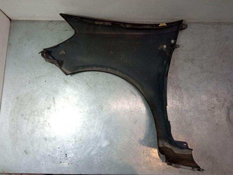 Recambio de aleta delantera derecha para renault clio iii (br0/1, cr0/1) 1.5 dci (c/br0g, c/br1g) referencia OEM IAM   