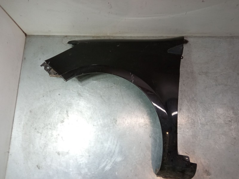 Recambio de aleta delantera izquierda para renault clio iii (br0/1, cr0/1) 1.5 dci (c/br0g, c/br1g) referencia OEM IAM   