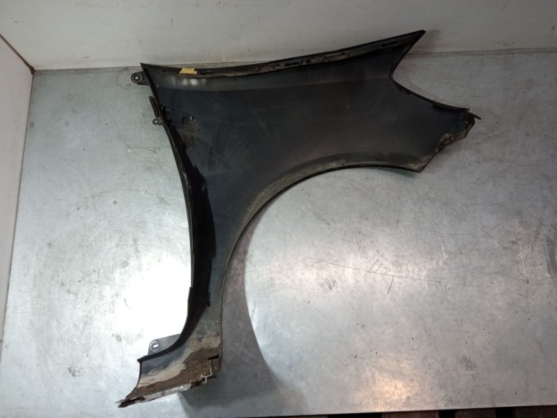 Recambio de aleta delantera izquierda para renault clio iii (br0/1, cr0/1) 1.5 dci (c/br0g, c/br1g) referencia OEM IAM   