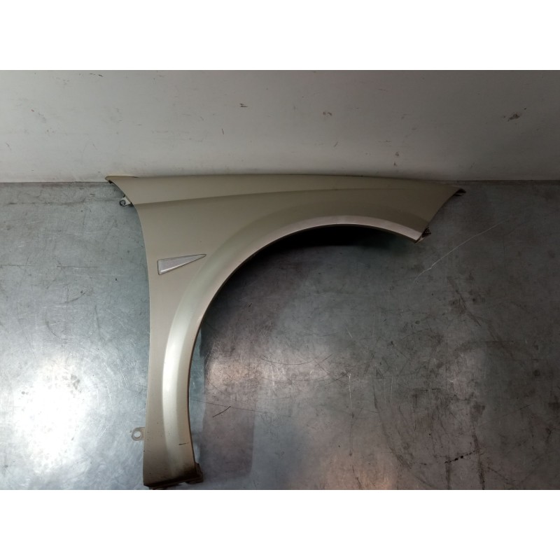 Recambio de aleta delantera derecha para renault megane ii coupé-cabriolet (em0/1_) 1.9 dci referencia OEM IAM   