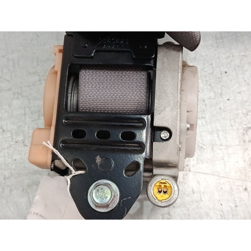 Recambio de cinturon seguridad delantero derecho para isuzu d-max i (tfr, tfs) 3.0 ditd (tfr85_) referencia OEM IAM C9472N  