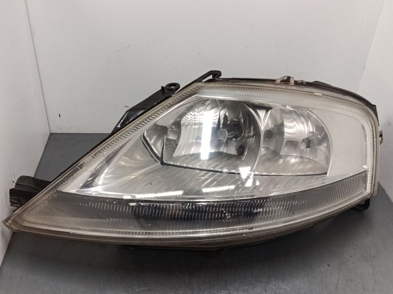 Recambio de faro izquierdo para citroën c3 i (fc_, fn_) 1.4 hdi referencia OEM IAM   