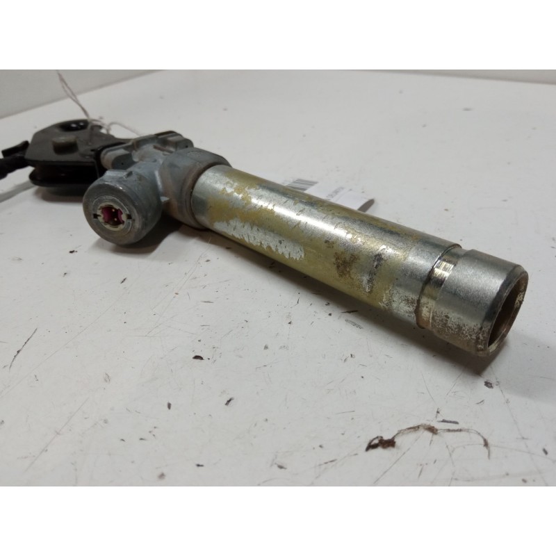 Recambio de anclaje cinturon delantero derecho para peugeot partner monospace (5_, g_) 1.6 hdi 90 referencia OEM IAM   